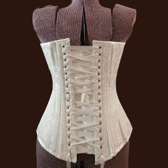 Elegant White Corset Shapewear - Picture 2 of 2